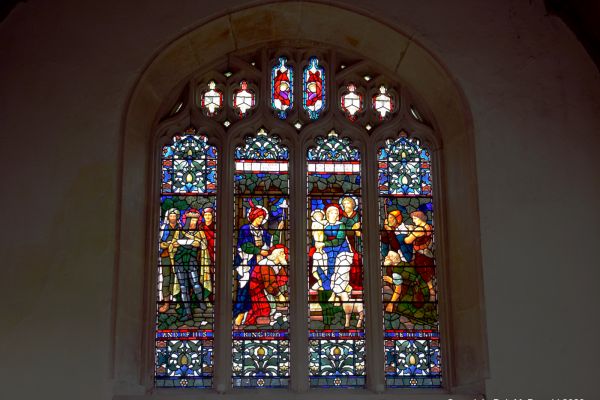 churchwindow1600C4EBC66C-7B17-9E69-47DB-DAFCABFBCF04.jpg